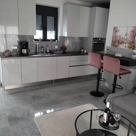 Olina'S Luxury Apartment Tríkala Buitenkant foto